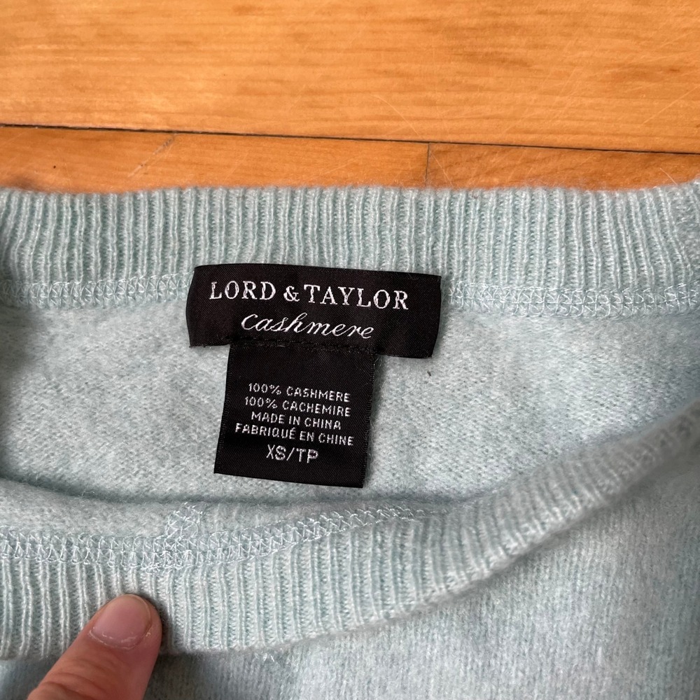 Lord & Taylor Cashmere Sweater Light Blue Cropped Raglan Crew Neck XS